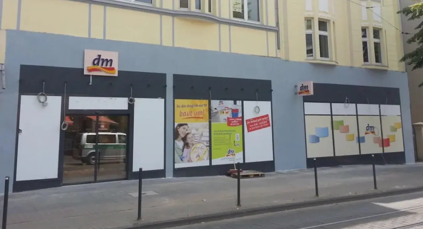 Fassadenarbeit mit Wärmedämmverbundsystem